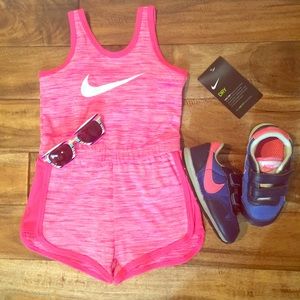 Adorable Nike Romper, Sz 18 month, NWT